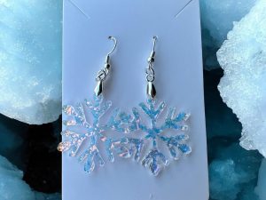 il_fullxfull.7255500085_qttf.jpg Iridescent Acrylic Snowflake Earrings: Handmade Hypoallergenic Winter Jewelry
